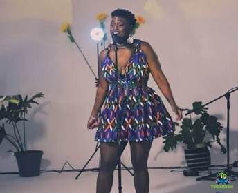 Amanda Black - Famous (Acoustic)