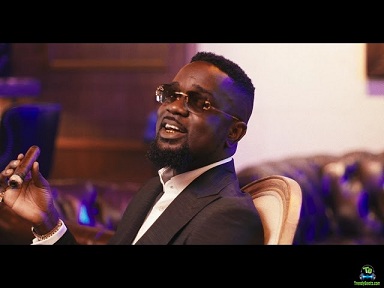 Sarkodie - Rollies And Cigars (Video)