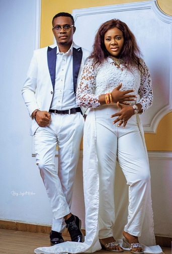 Twin Couple