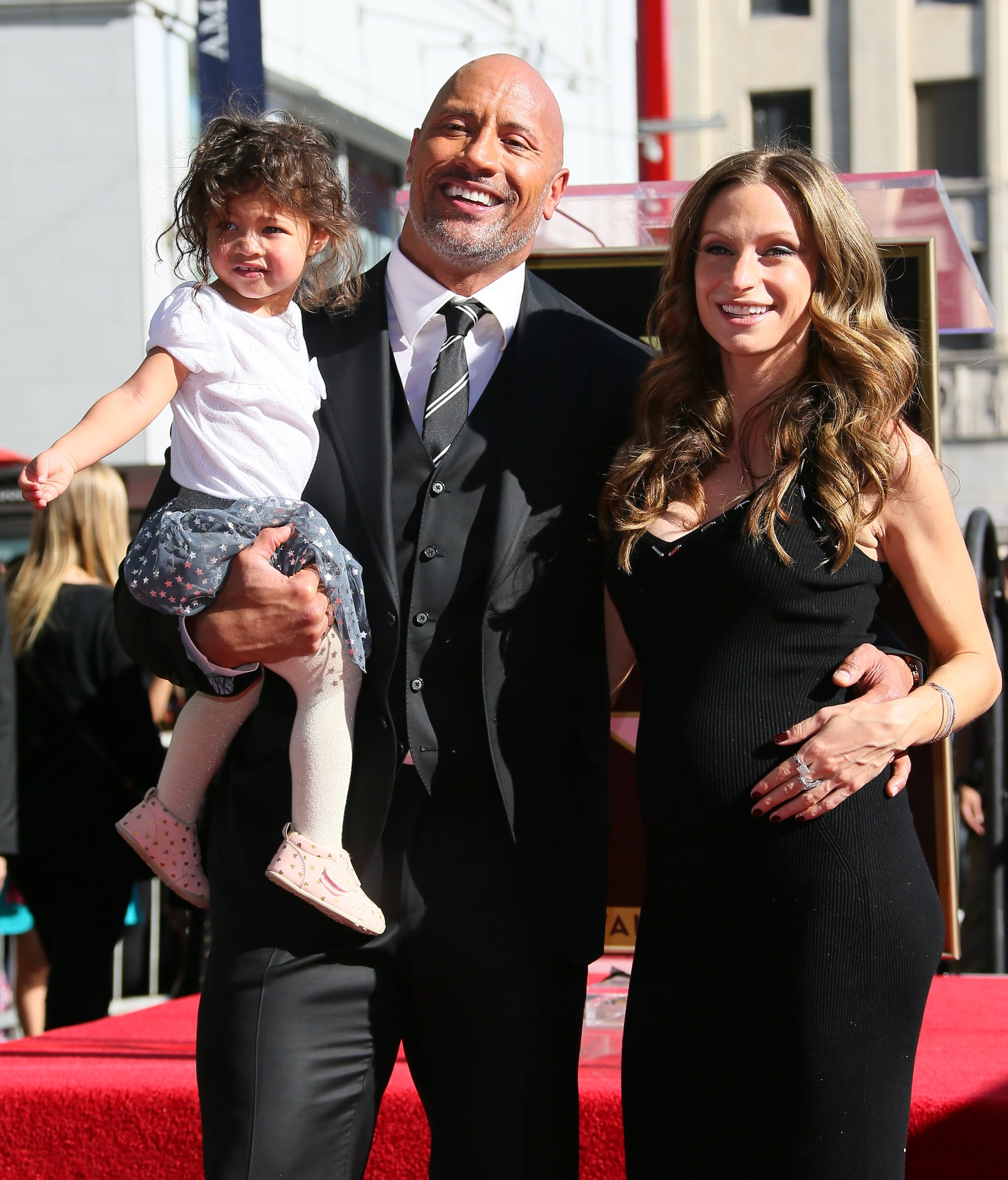 Dwayne-Johnson-family.jpg